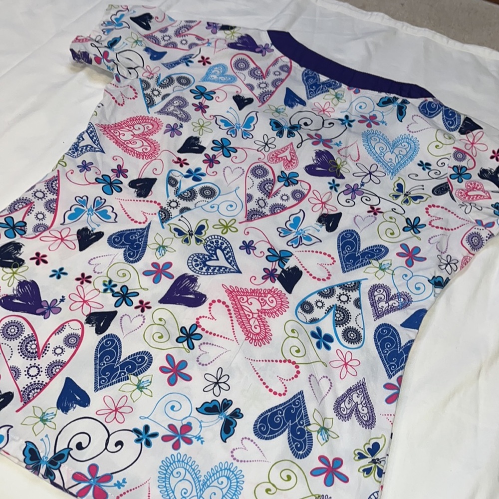 Scrub top - Picture 3 of 3